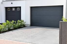 matching garage door and front door 2