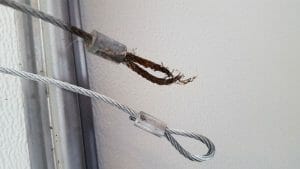 broken-cable-most-common-types-of-garage-door-repairs