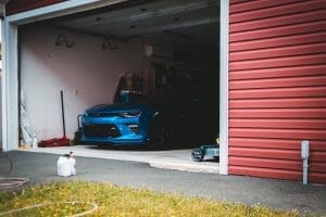 maintaining-garage-door-tracks